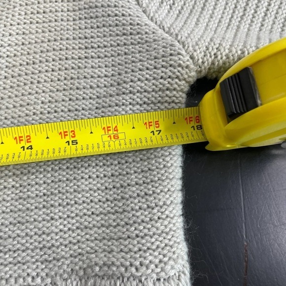 Monoreno Gray Long Sleeve Button Cozy Comfy Cardigan Sweater Size Small - Picture 8 of 11